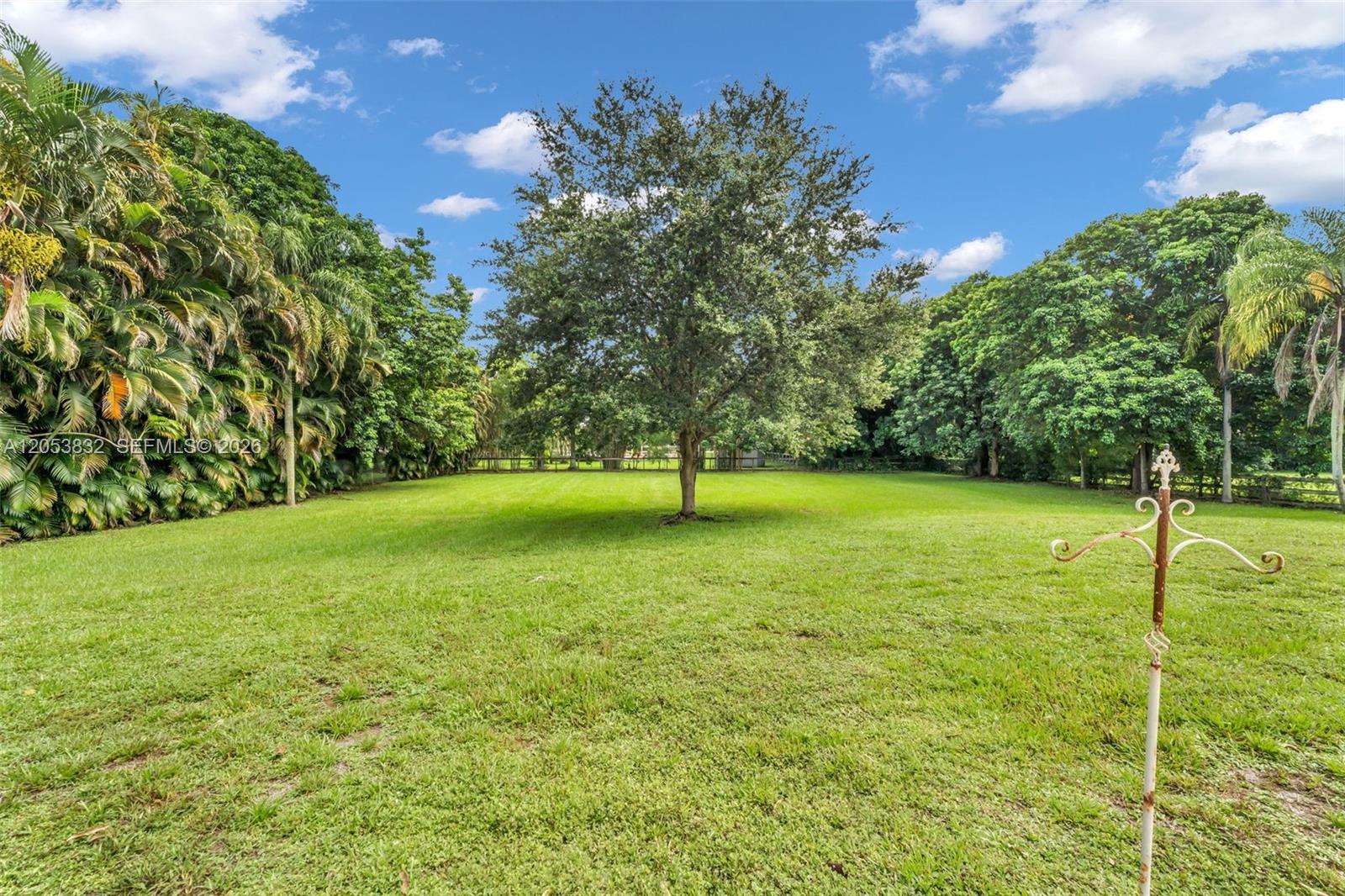 11501 Southwest 3rd Street Plantation, FL 33325 - Photo 4 of 32