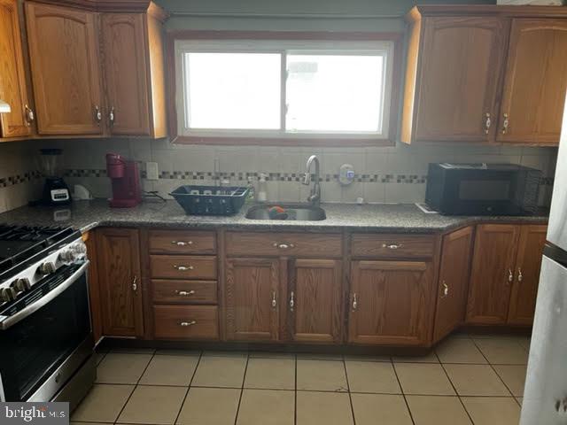 209 Nicholson Road Gloucester City, NJ 08030 - Photo 8 of 10