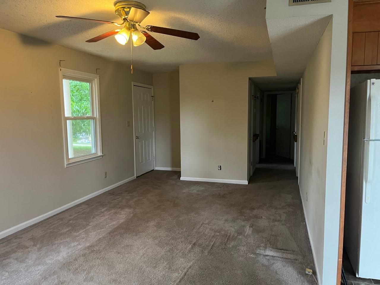 124 Strawberry Drive Inman, SC 29349 - Photo 4 of 10