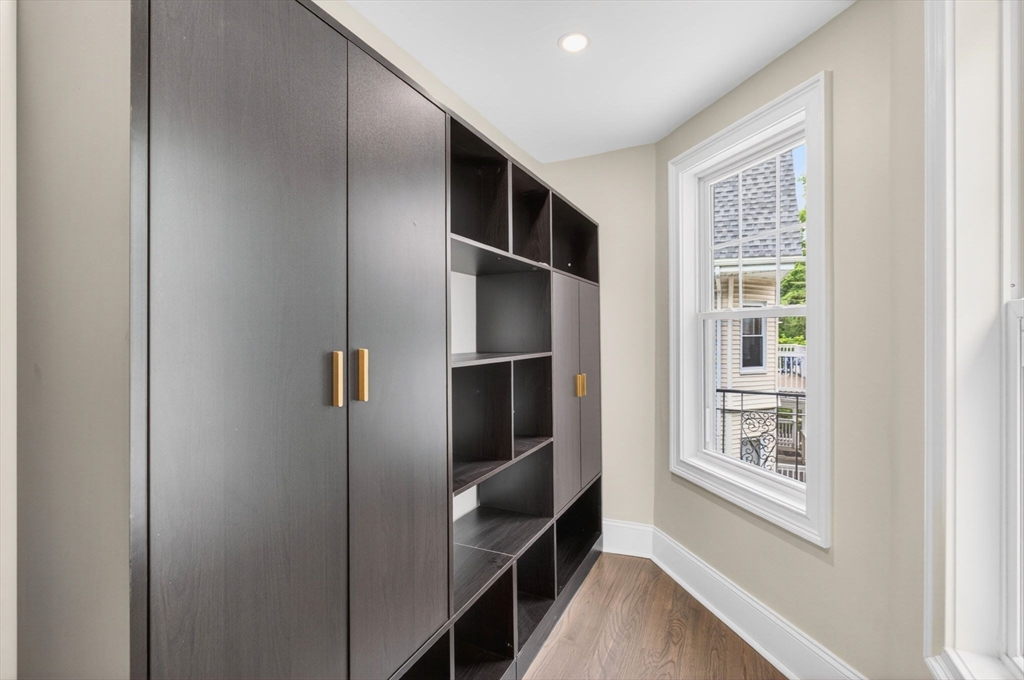 152 Washington Street, Unit 2 Boston, MA 02135 - Photo 12 of 17
