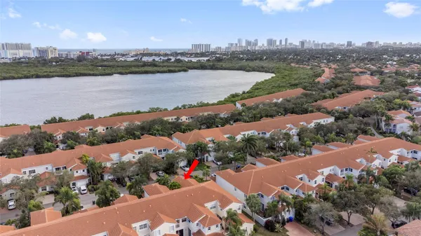 $649,000 | 1554 Yellowheart Way, Unit 1554, Hollywood, FL 33019