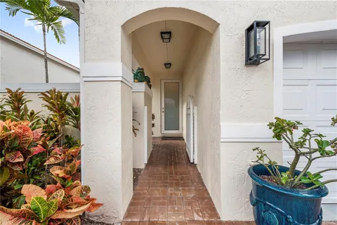 $649,000 | 1554 Yellowheart Way, Unit 1554, Hollywood, FL 33019