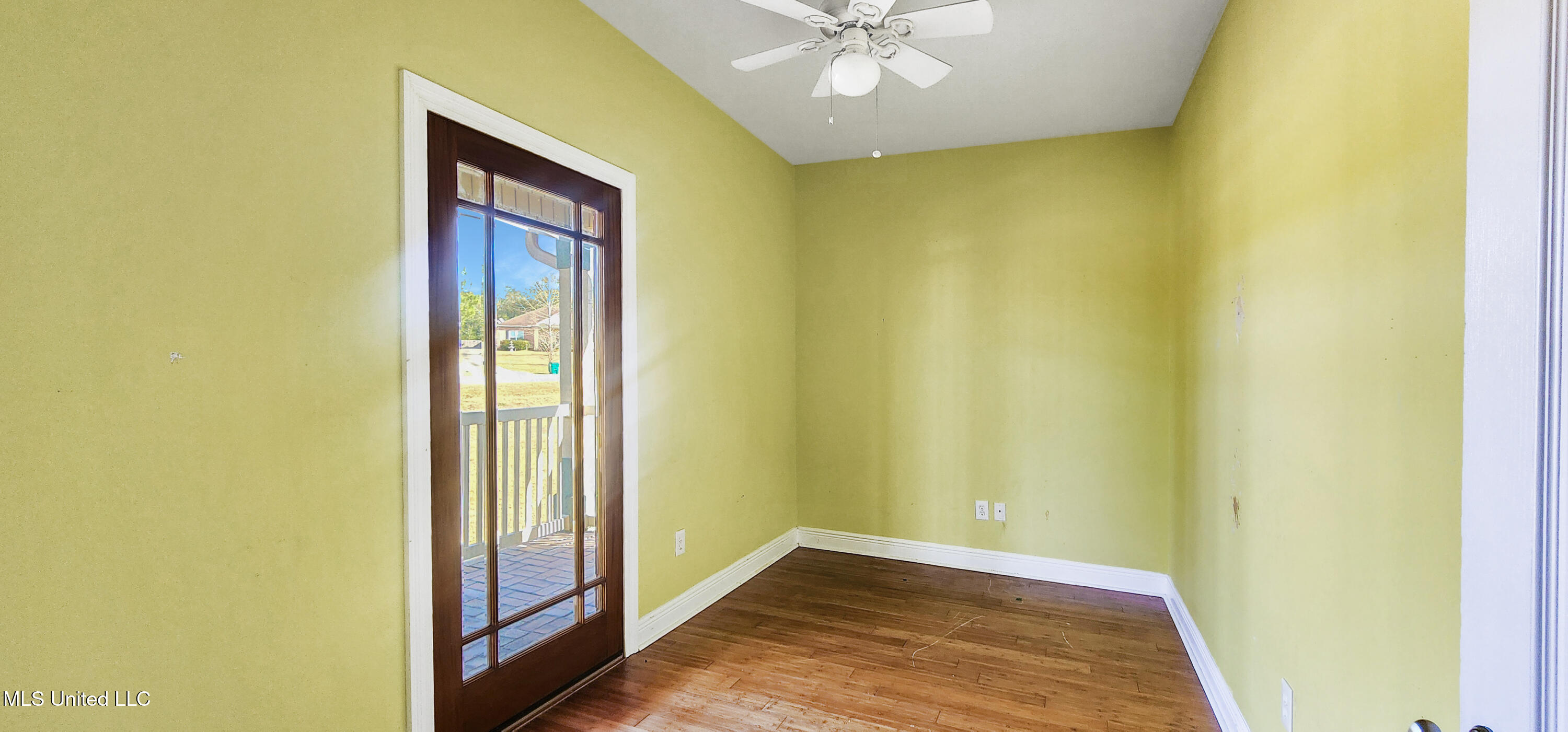 8355 Ridgewood Road Kiln, MS 39556 - Photo 33 of 50 Office/Bonus Room