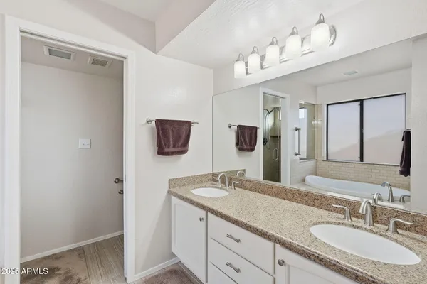 $699,900 | 1533 North Sinova, Mesa, AZ 85205