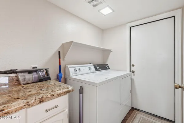 $699,900 | 1533 North Sinova, Mesa, AZ 85205