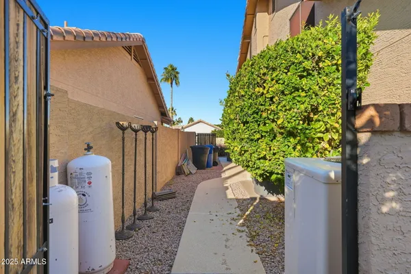 $699,900 | 1533 North Sinova, Mesa, AZ 85205