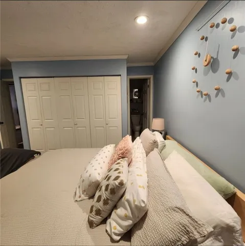 $1,800 | 2450 East Avenue, Unit F, Brighton, NY 14610