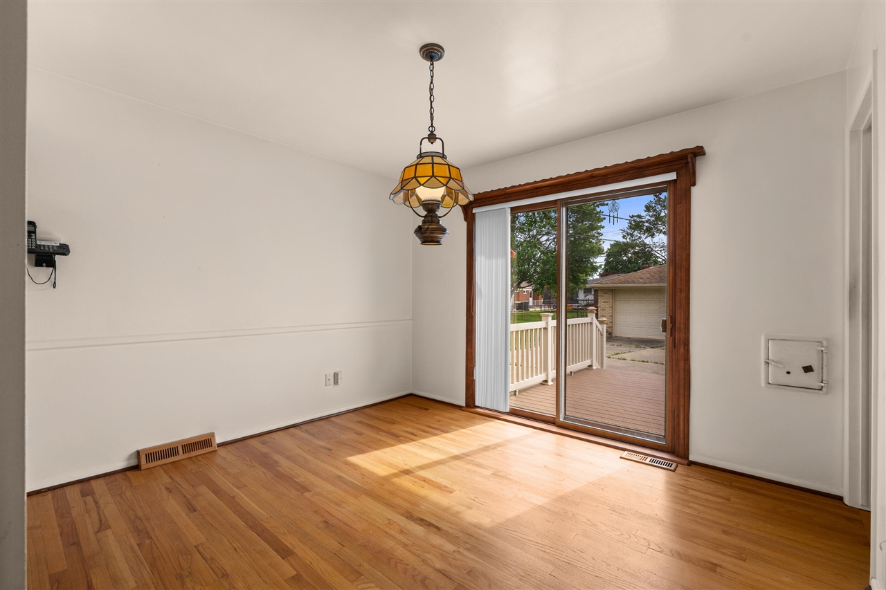3233 Grange Road Trenton, MI 48183 - Photo 12 of 38