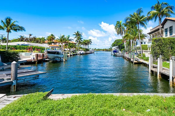 $2,500,000 | 102 Bonito Drive, Ocean Ridge, FL 33435