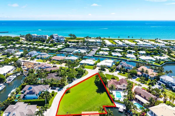 $2,500,000 | 102 Bonito Drive, Ocean Ridge, FL 33435