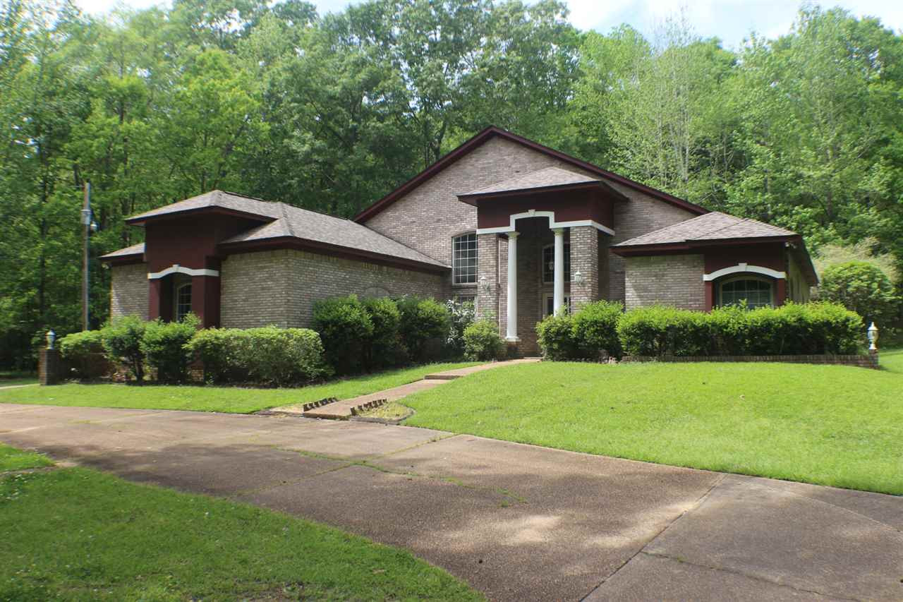 422 Springwood Circle Terry, MS 39170 - Photo 1 of 22 Photo 1