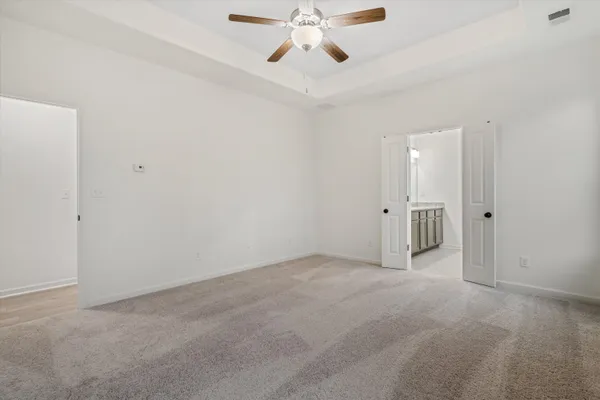 $2,400 | 300 Maple Street, Oakland, TN 38060