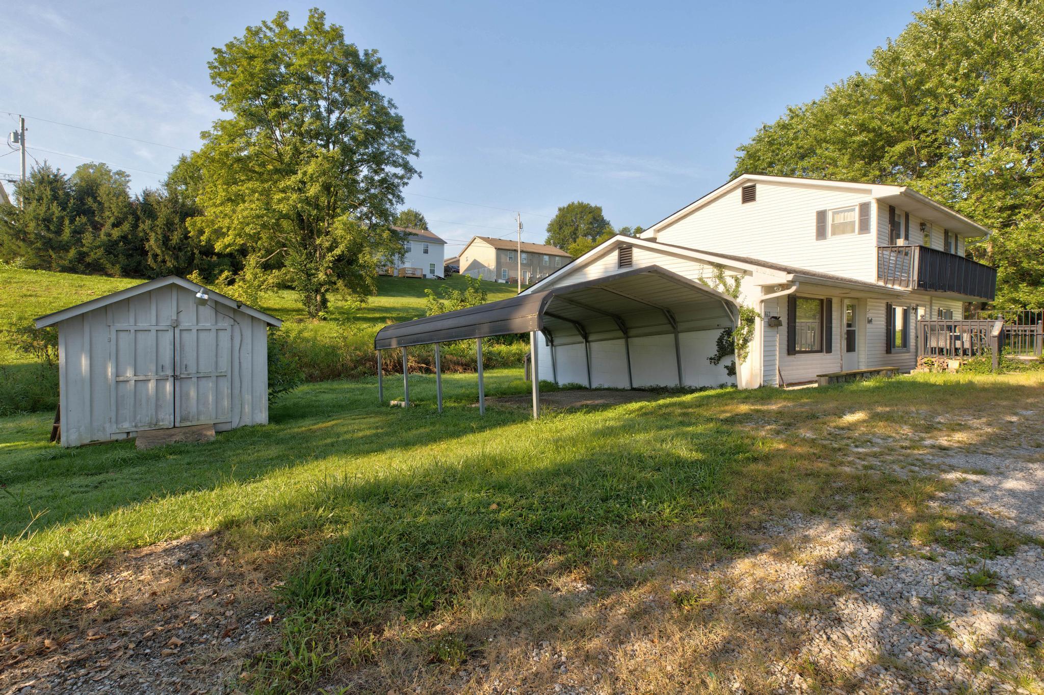 462 Spring Street Mount Sterling, KY 40353 - Photo 10 of 23 PWM25035_6_7