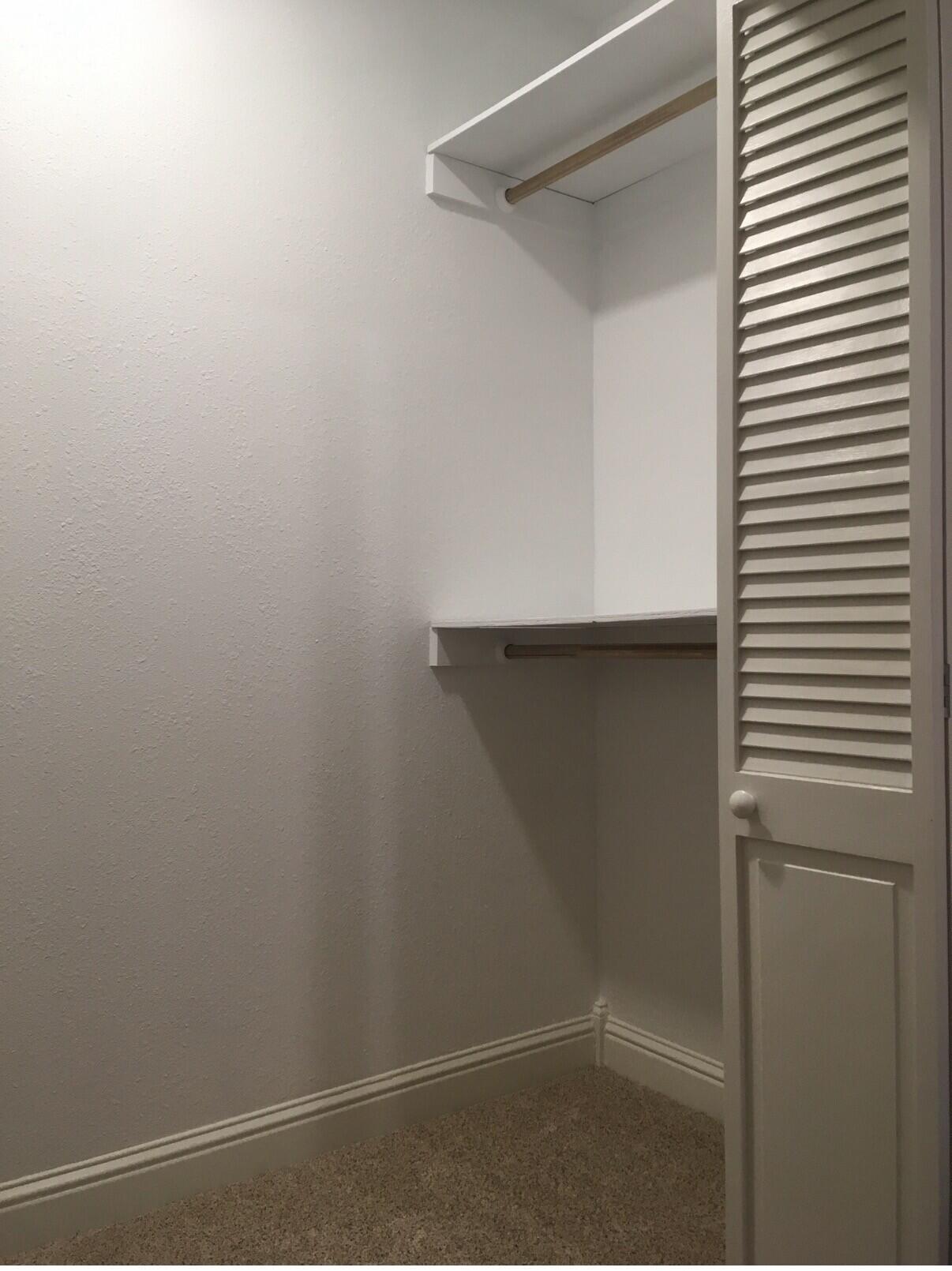 101 Southeast 6th Plainview, TX 79072 - Photo 19 of 31 a close view of closet