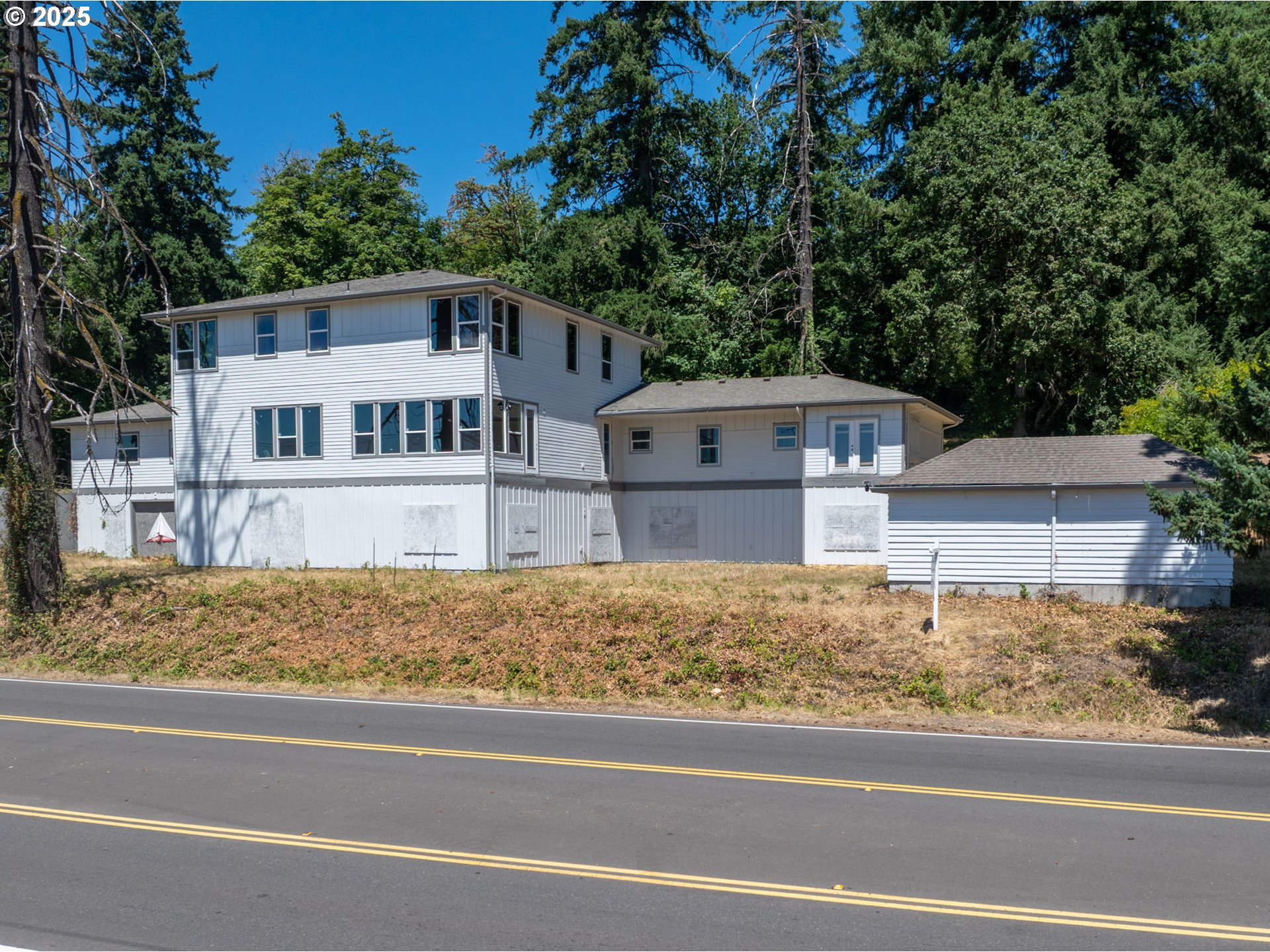 15990 Southwest 133rd Avenue Portland, OR 97224 - Photo 42 of 44