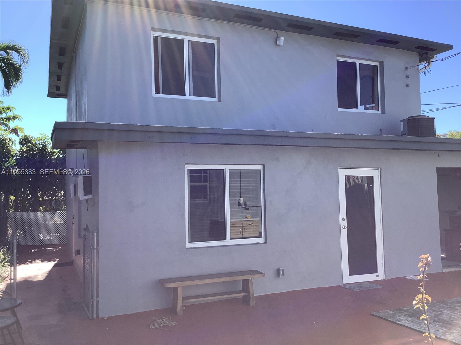 a view of a house with entryway