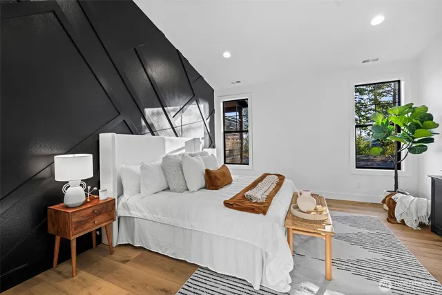 $869,000 | 25716 99th Avenue East, Graham, WA 98338