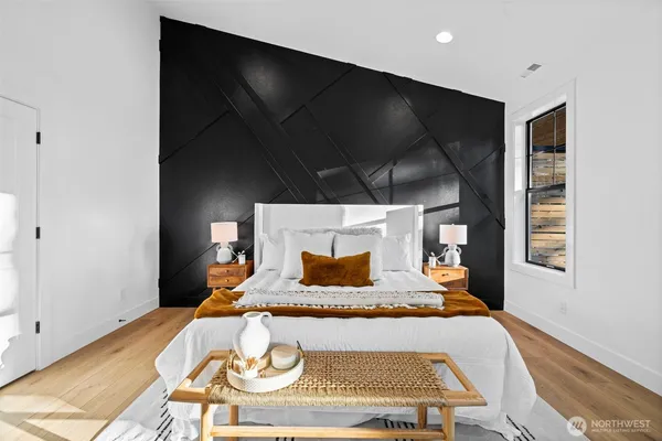 $869,000 | 25716 99th Avenue East, Graham, WA 98338