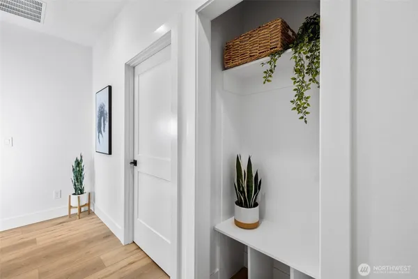 $869,000 | 25716 99th Avenue East, Graham, WA 98338