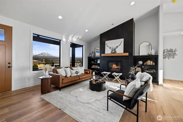 $869,000 | 25716 99th Avenue East, Graham, WA 98338