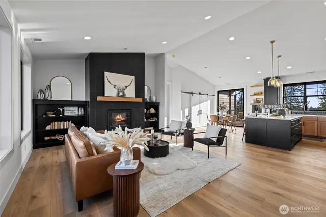 $869,000 | 25716 99th Avenue East, Graham, WA 98338