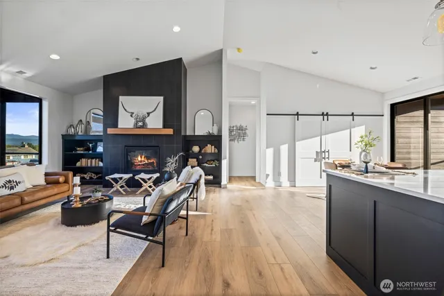 $869,000 | 25716 99th Avenue East, Graham, WA 98338