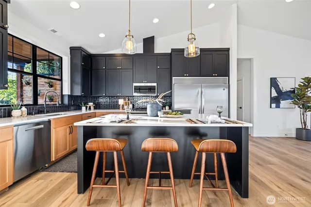 $869,000 | 25716 99th Avenue East, Graham, WA 98338