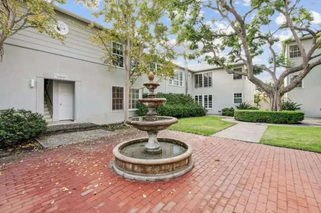 $3,450 | 1032 19th Street, Unit 2, Santa Monica, CA 90403