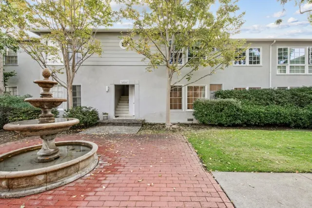 $3,125 | 1032 19th Street, Unit 2, Santa Monica, CA 90403