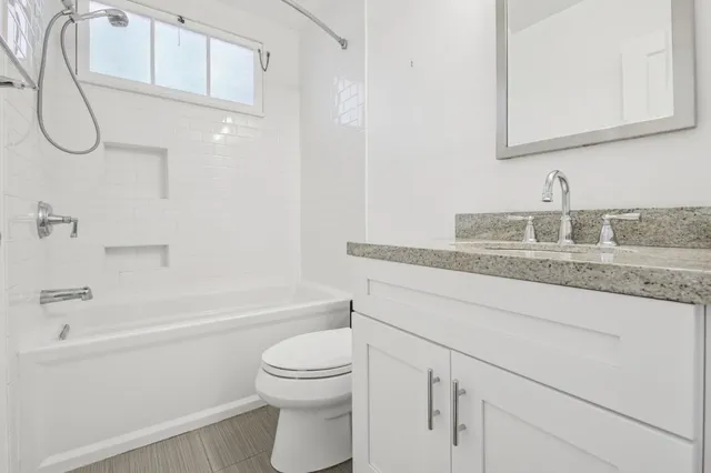 $3,125 | 1032 19th Street, Unit 2, Santa Monica, CA 90403