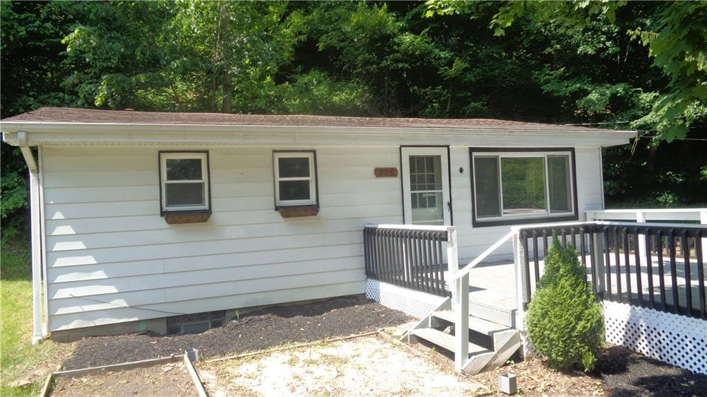 226 Spring Run Road Crescent, PA 15046 - Photo 2 of 14 Gallery Image 2