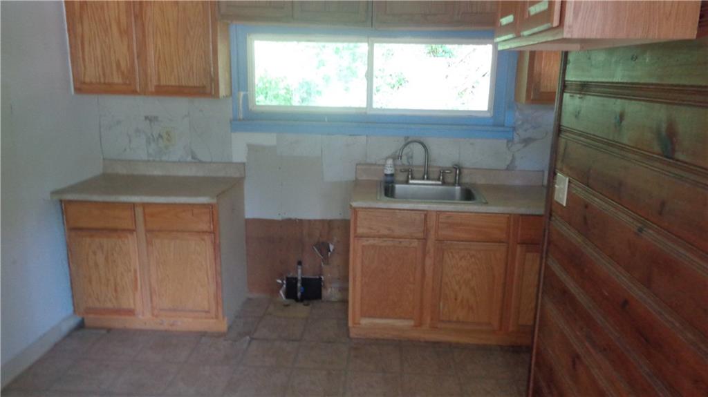 226 Spring Run Road Crescent, PA 15046 - Photo 4 of 14 Gallery Image 4
