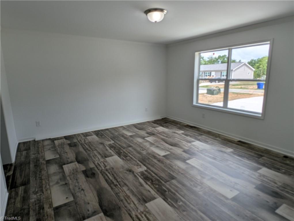 2189 Meadow Ridge Road Burlington, NC 27217 - Photo 12 of 36 Gallery Image 12