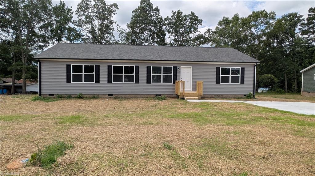 2189 Meadow Ridge Road Burlington, NC 27217 - Photo 33 of 36 Gallery Image 33