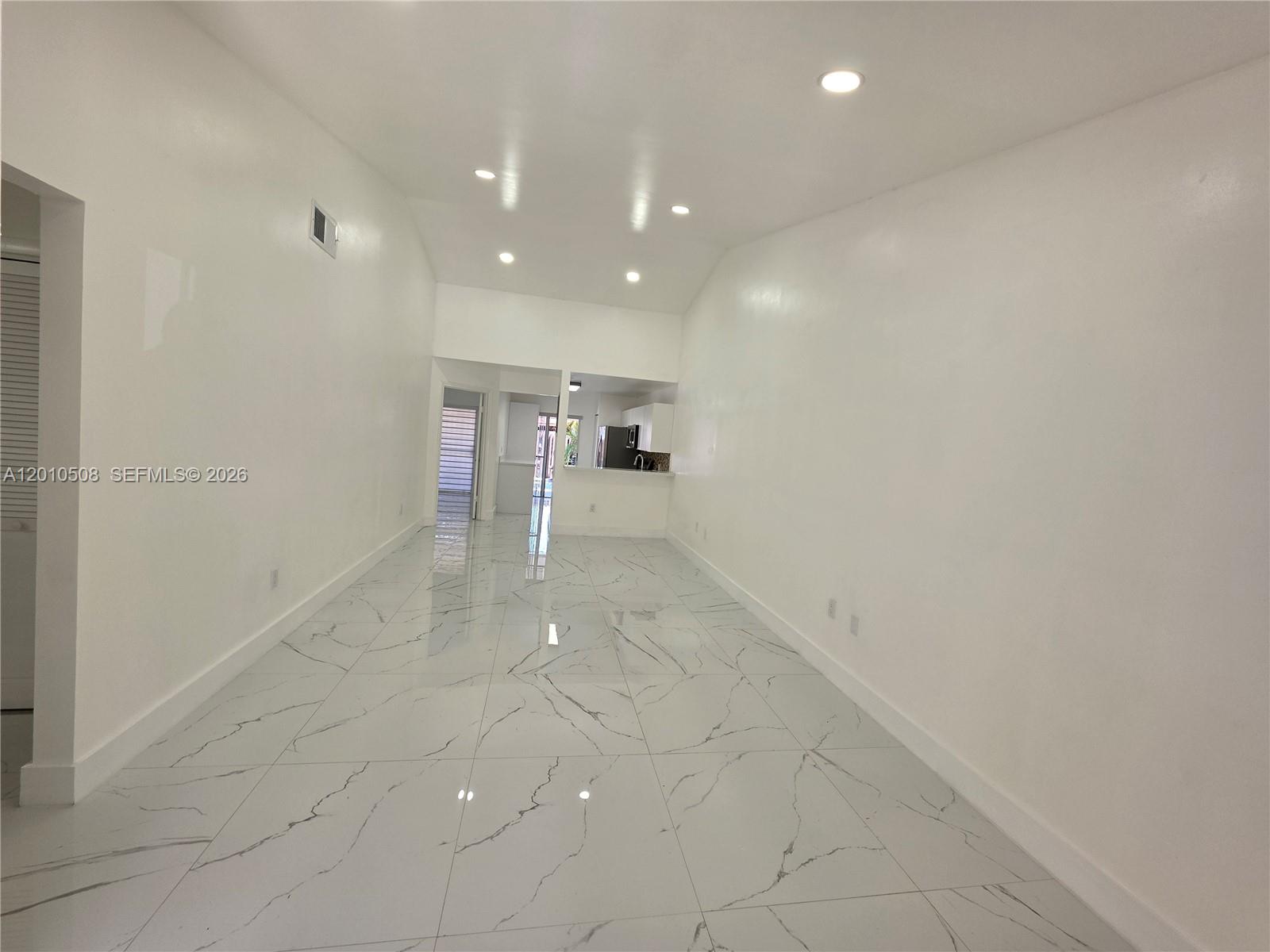 14775 Southwest 83rd Lane, Unit 14775 Miami, FL 33193 - Photo 4 of 26