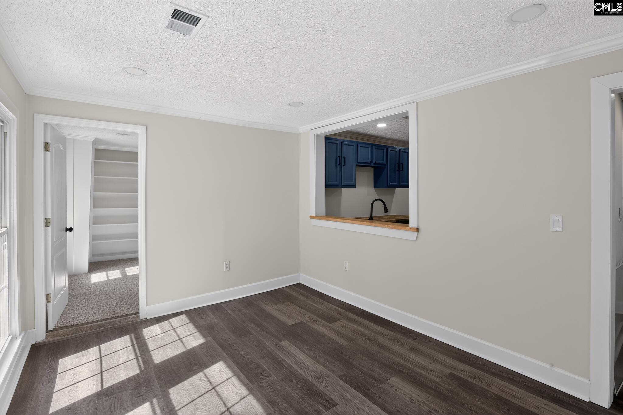 302 Vanboklen Street Eastover, SC 29044 - Photo 15 of 34