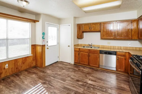 $1,725 | 19834 Packwood Drive, Katy, TX 77449