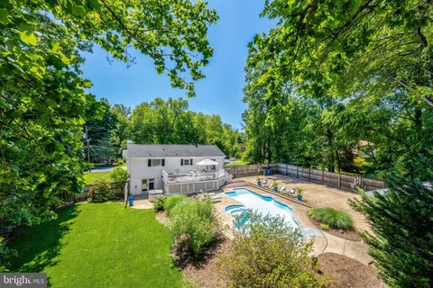 $895,000 | 12006 Wayland Street, Oakton, VA 22124