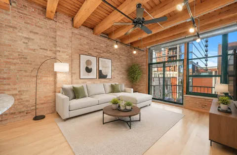 $399,900 | 1133 South Wabash Avenue, Unit 501, Chicago, IL 60605