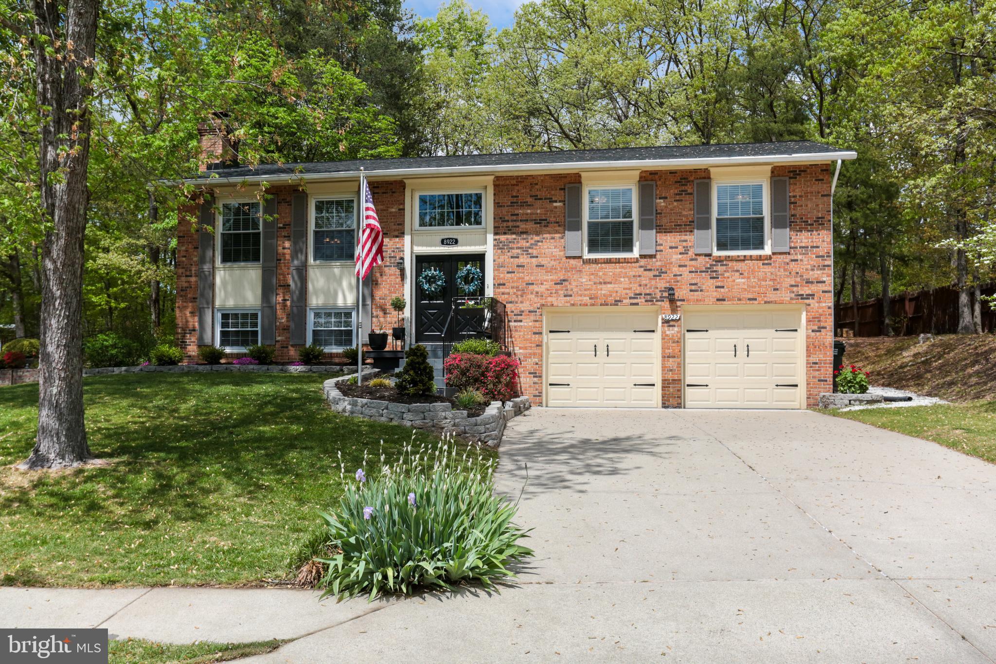 Welcome Home! 8922 Applecross Lane