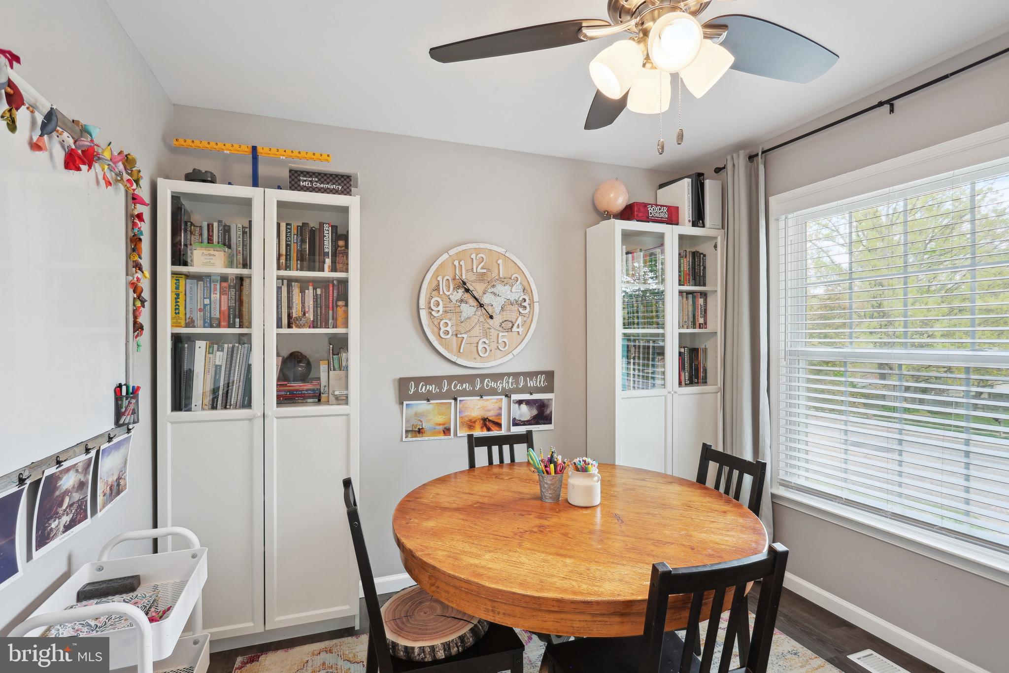 8922 Applecross Lane Springfield, VA 22153 - Photo 15 of 25 Third Bedroom