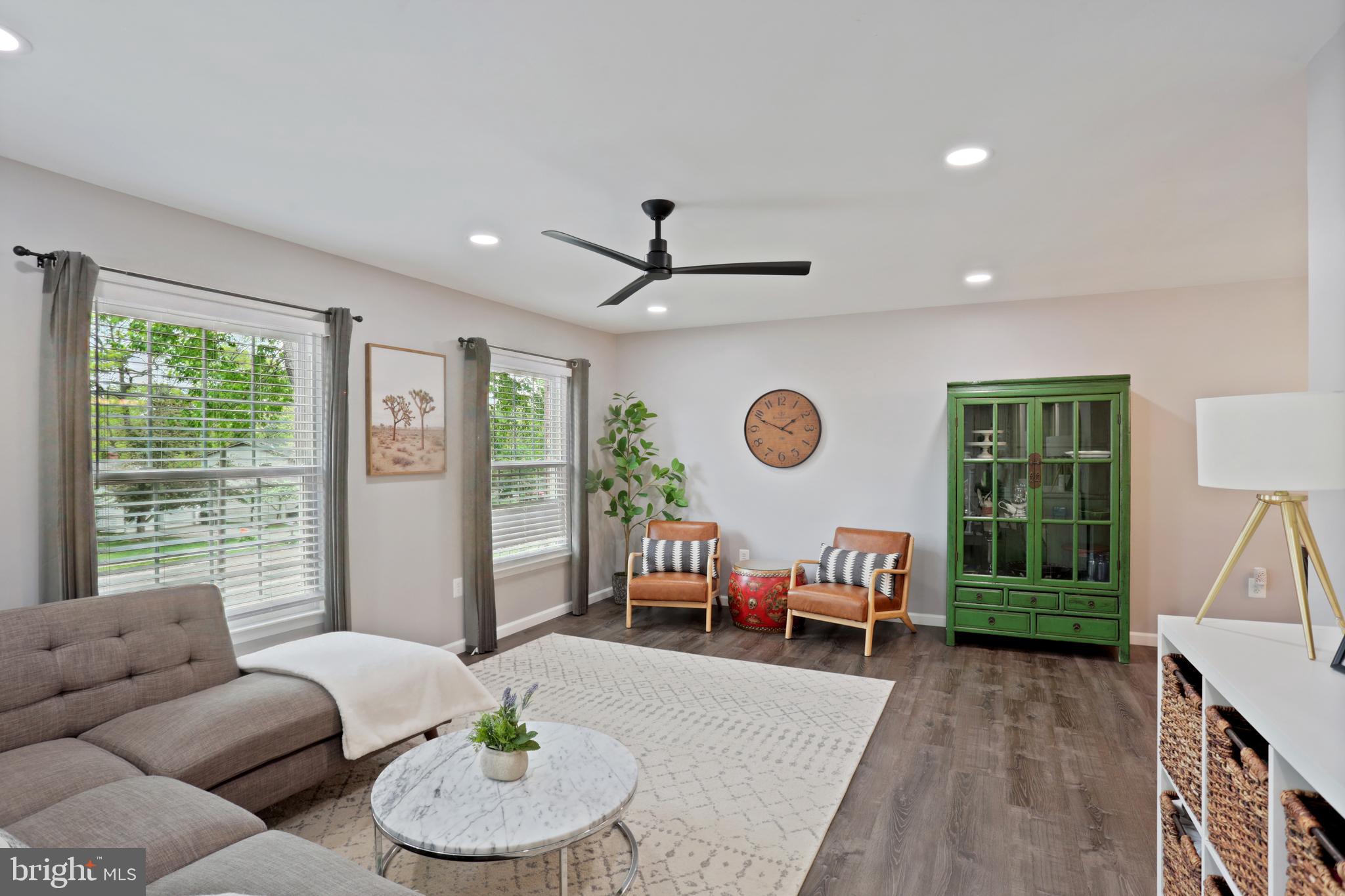 8922 Applecross Lane Springfield, VA 22153 - Photo 3 of 25 Living Room: lots of natural light