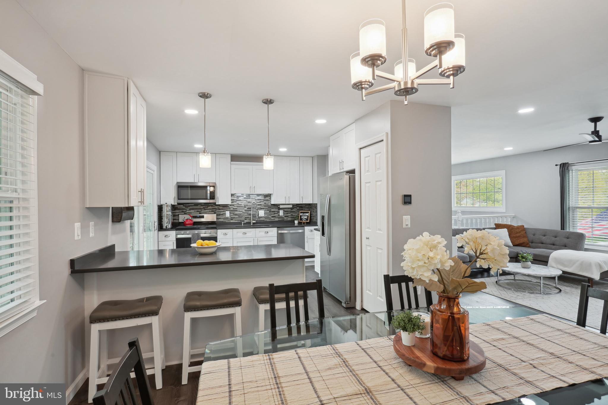 8922 Applecross Lane Springfield, VA 22153 - Photo 6 of 25 Dining Room: opens to kitchen