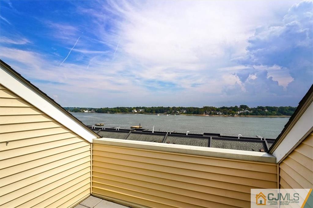 368 Rector Street, Unit 511 Perth Amboy, NJ 08861 - Photo 16 of 16 a view of lake