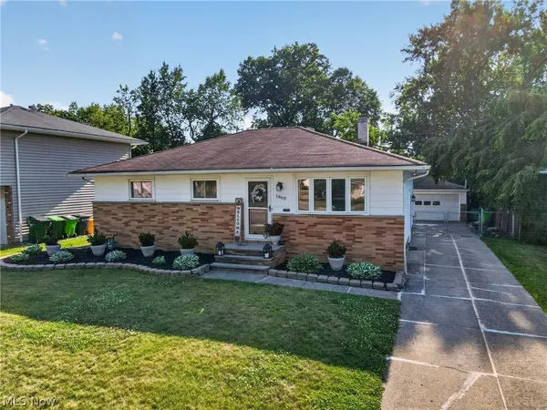$249,900 | 1860 Ridgewick Drive, Wickliffe, OH 44092