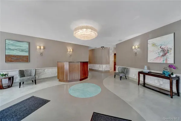 $259,900 | 12 Old Mamaroneck Road, Unit 7K, White Plains, NY 10605