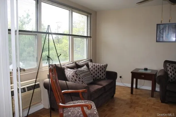 $259,900 | 12 Old Mamaroneck Road, Unit 7K, White Plains, NY 10605
