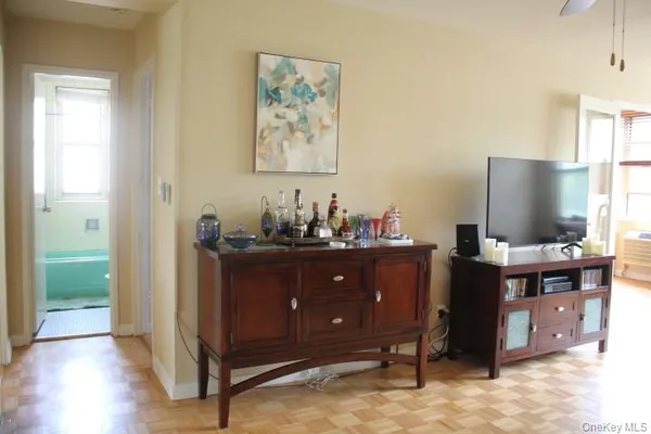 $259,900 | 12 Old Mamaroneck Road, Unit 7K, White Plains, NY 10605