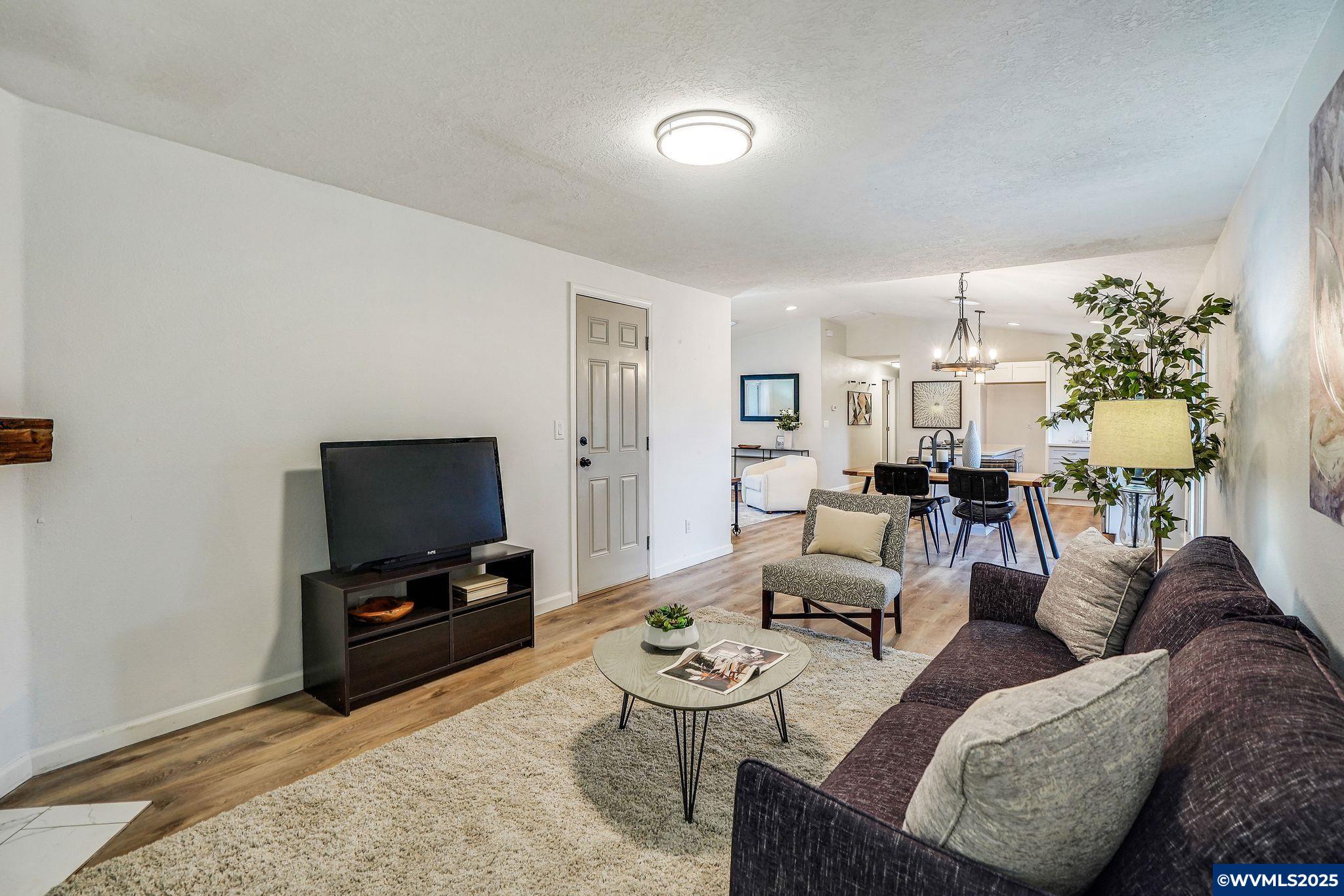 1455 Davis Road South Salem, OR 97306 - Photo 17 of 34 Gallery Image 17