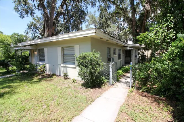 $1,350 | 1116 South Tennessee Avenue, Lakeland, FL 33803